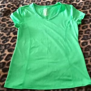 Danskin fitted athletic/gym top SZ M